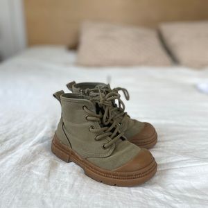 Zara Army Green Zip Up Toddler Kids Boots